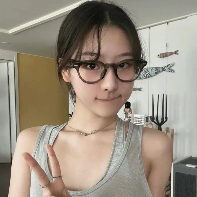 舒莎摇摇